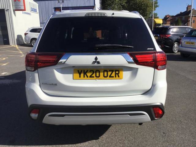 2020 Mitsubishi Outlander 2.0 MIVEC Exceed SUV 5dr Petrol CVT 4WD Euro 6 (s/s) (150 ps)