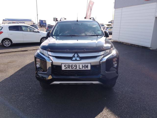 2019 Mitsubishi L200 2.2 DI-D DC Barbarian X Pickup Double Cab 4dr Diesel Auto 4WD Euro 6 (s/s) (150 ps)