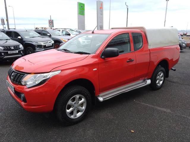 2018 Mitsubishi L200 2.4 Club Cab DI-D 151 4Life 4WD