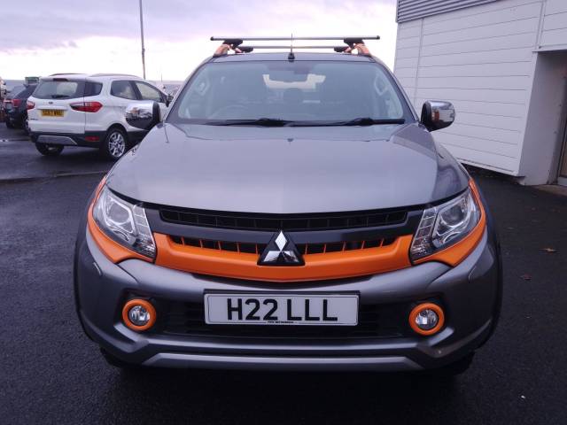 2018 Mitsubishi L200 2.4 Double Cab DI-D 181 Barbarian SVP II 4WD