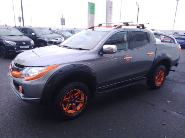 2018 Mitsubishi L200 2.4 Double Cab DI-D 181 Barbarian SVP II 4WD