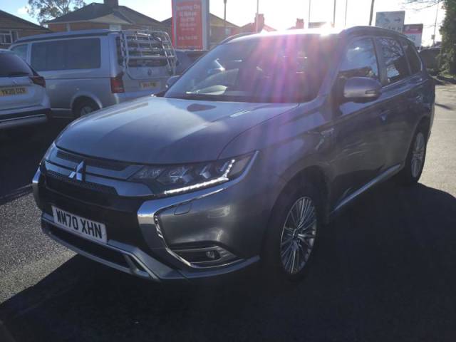 2021 Mitsubishi Outlander 2.4h TwinMotor 13.8kWh Exceed SUV 5dr Petrol Plug-in Hybrid CVT 4WD Euro 6 (s/s) (224 ps)