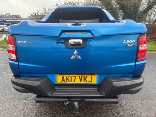 2017 Mitsubishi L200 2.4 Double Cab DI-D 178 Barbarian SVP 4WD