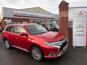 MITSUBISHI OUTLANDER 2019 (19) at Mitsubishi UVL Selby