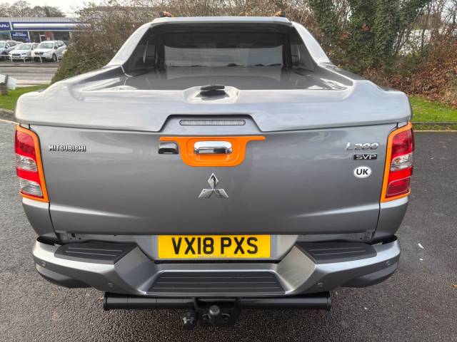 2018 Mitsubishi L200 2.4 Double Cab DI-D 181 Barbarian SVP II 4WD Auto