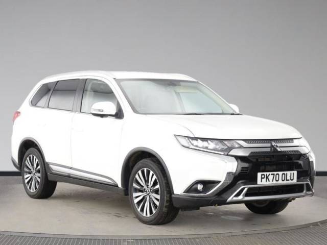 Mitsubishi Outlander 2.0 Exceed 5dr CVT Estate Petrol WHITE