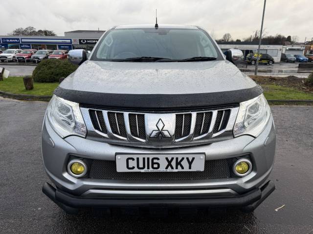 2016 Mitsubishi L200 2.4 Double Cab DI-D 178 Barbarian 4WD