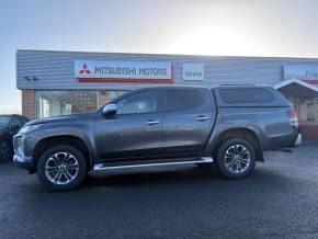 MITSUBISHI L200 at Mitsubishi UVL Selby