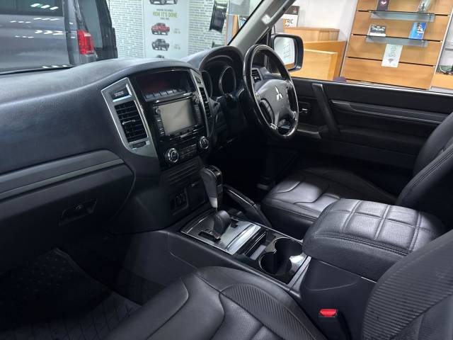 2016 Mitsubishi Shogun 3.2 DI-DC 187 Barbarian Van Auto