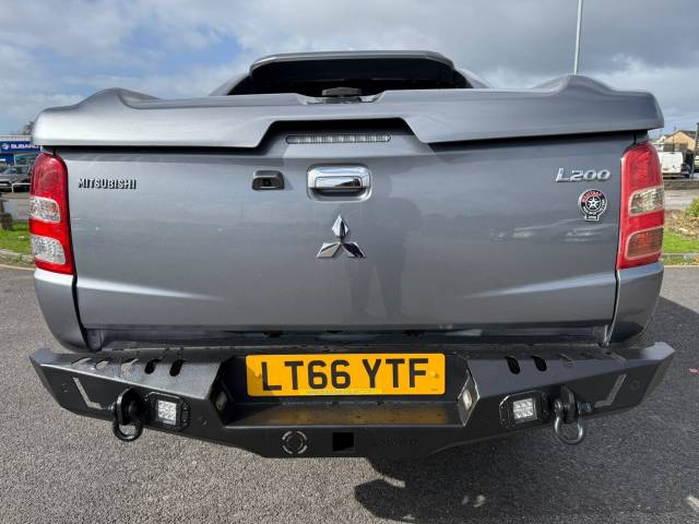 2016 Mitsubishi L200 2.4 Double Cab DI-D 178 Warrior 4WD Auto