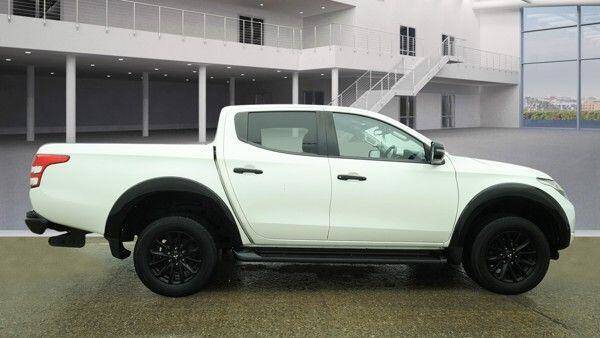 2019 Mitsubishi L200 2.4 Double Cab DI-D 181 Challenger 4WD Auto