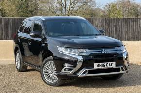 MITSUBISHI OUTLANDER at Mitsubishi UVL Selby