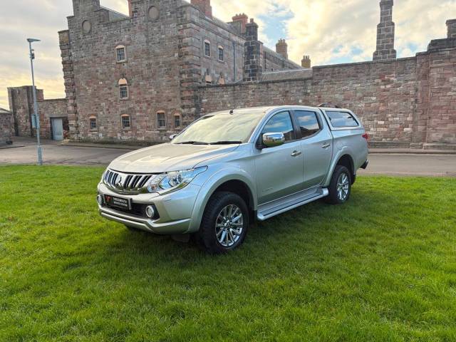 2016 Mitsubishi L200 2.4 Double Cab DI-D 178 Warrior 4WD