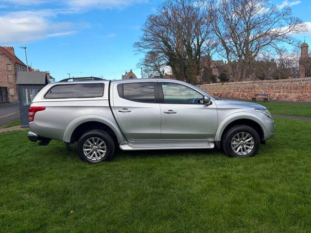 2016 Mitsubishi L200 2.4 Double Cab DI-D 178 Warrior 4WD