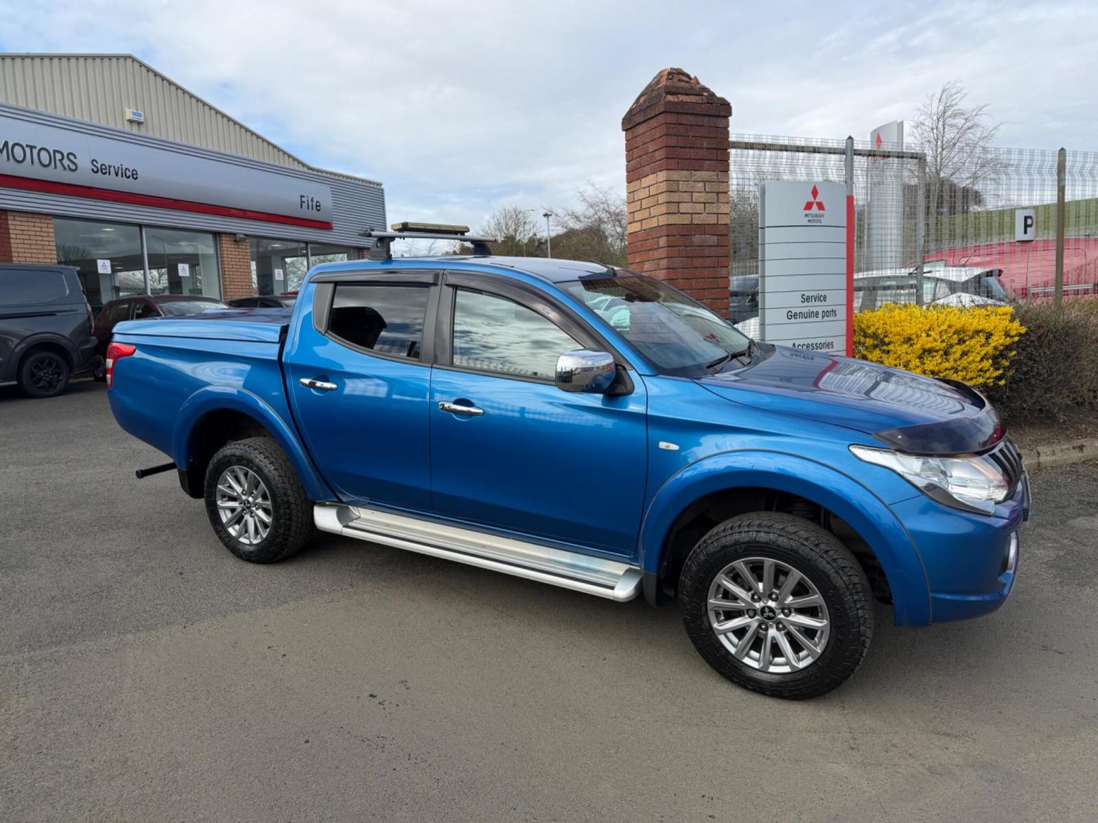 2020 Mitsubishi L200