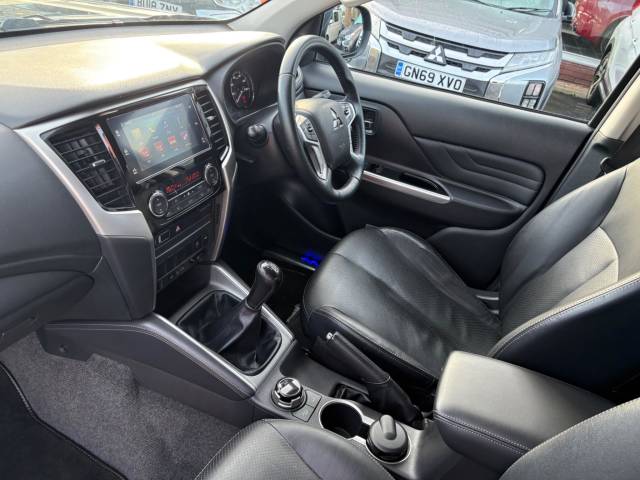 2019 Mitsubishi L200 2.3 Double Cab DI-D 150 Barbarian 4WD