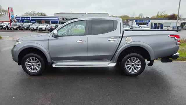 2019 Mitsubishi L200 2.4 Double Cab DI-D 178 Barbarian 4WD