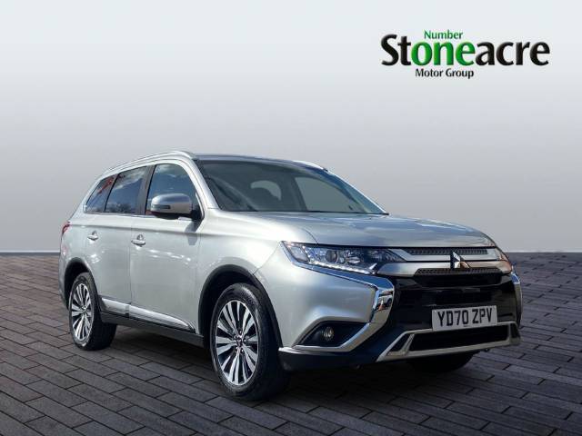 Mitsubishi Outlander 2.0 MIVEC Design SUV 5dr Petrol CVT 4WD Euro 6 (s/s) (150 ps) SUV Petrol Silver