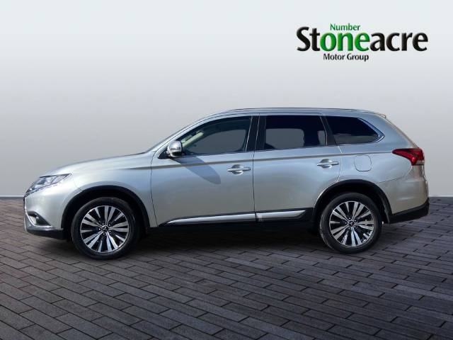 2020 Mitsubishi Outlander 2.0 MIVEC Design SUV 5dr Petrol CVT 4WD Euro 6 (s/s) (150 ps)