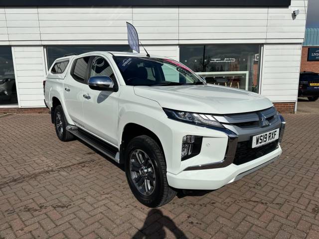 Mitsubishi L200 2.3 Double Cab DI-D 150 Barbarian X 4WD Auto Pick Up Diesel WHITE