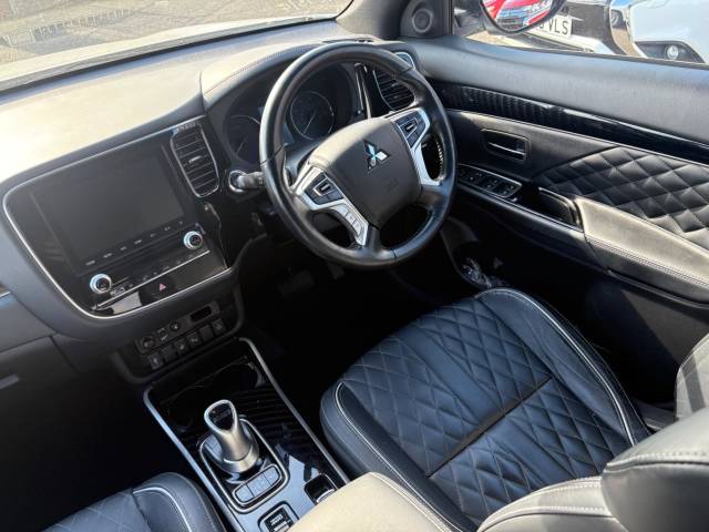 2021 Mitsubishi Outlander 2.4 PHEV Exceed 5dr Auto