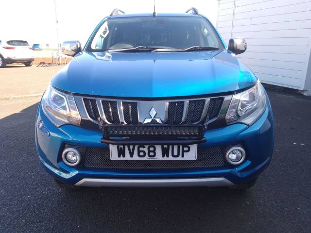 2018 Mitsubishi L200 2.4 Double Cab DI-D 178 Barbarian 4WD