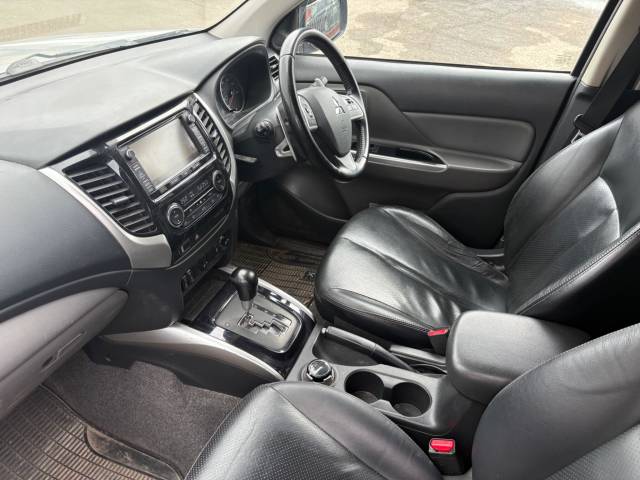 2016 Mitsubishi L200 2.4 DI-D DC Warrior Pickup Double Cab 4dr Diesel Auto 4WD Euro 6 (178 ps)