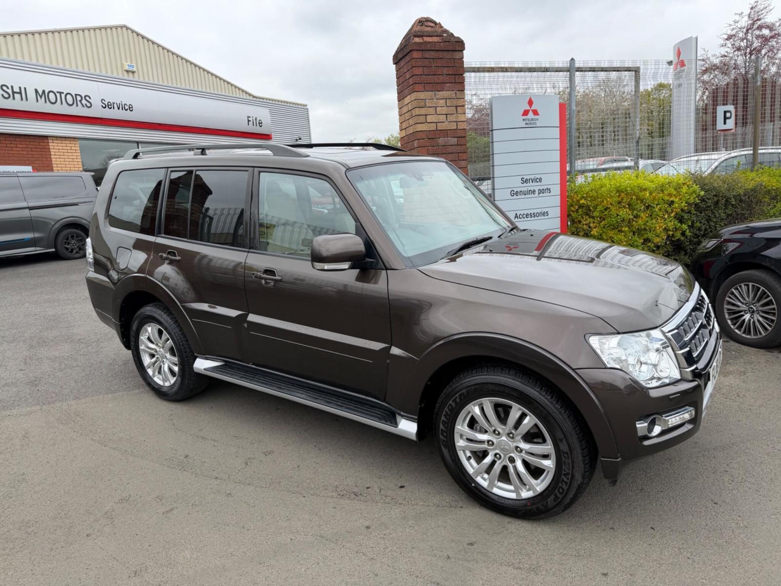 2018 Mitsubishi Shogun
