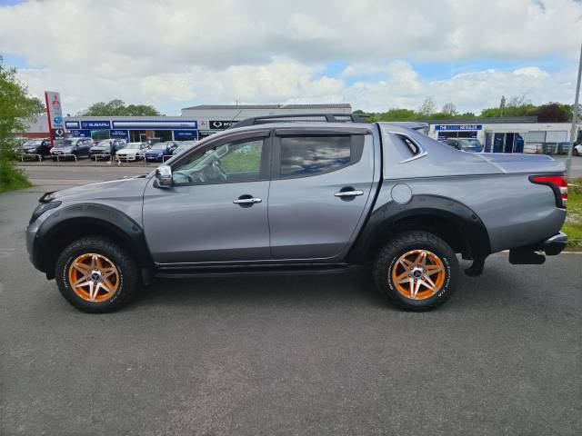 2018 Mitsubishi L200 2.4 Double Cab DI-D 181 Barbarian SVP II 4WD Auto