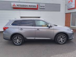 MITSUBISHI OUTLANDER at Mitsubishi UVL Selby