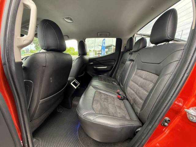 2020 Mitsubishi L200 2.2 DI-D DC Barbarian X Pickup Double Cab 4dr Diesel Auto 4WD Euro 6 (s/s) (150 ps)
