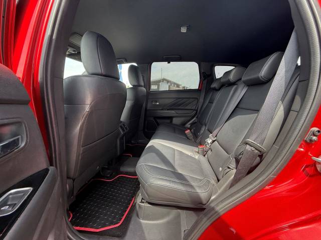 2019 Mitsubishi Outlander 2.4h TwinMotor 13.8kWh 4h CVT 4WD Euro 6 (s/s) 5dr