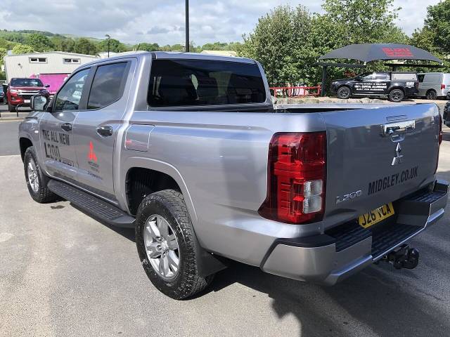 2026 Mitsubishi L200 2.4 Bi-Turbo Titan Pickup Double Cab 4dr Diesel Auto 4WD Euro 6 (s/s) (204 ps)