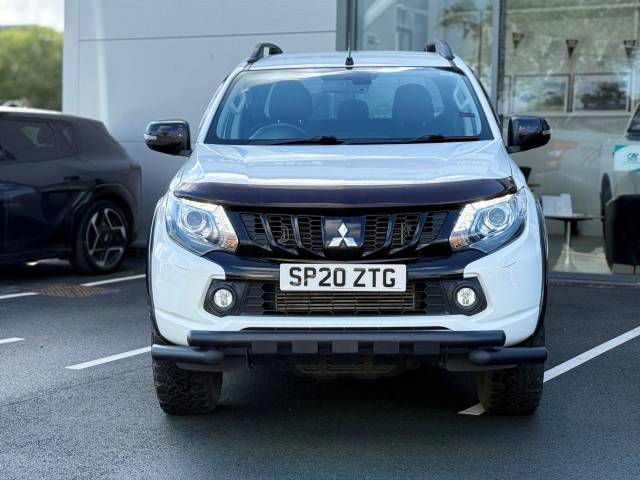 2020 Mitsubishi L200 2.4 DI-D DC Barbarian Black Pickup Double Cab 4dr Diesel Manual 4WD Euro 6 (Roll Top) (181 ps)