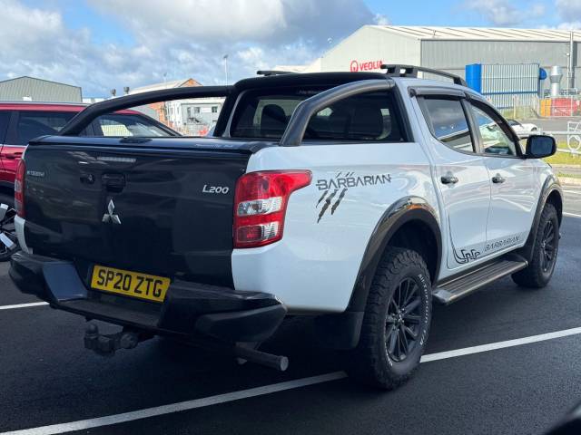 2020 Mitsubishi L200 2.4 DI-D DC Barbarian Black Pickup Double Cab 4dr Diesel Manual 4WD Euro 6 (Roll Top) (181 ps)