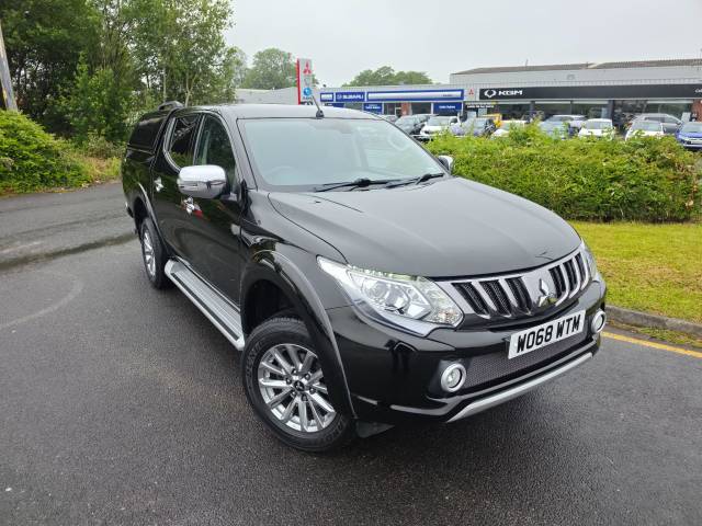 Mitsubishi L200 2.4 Double Cab DI-D 178 Barbarian 4WD Auto Pick Up Diesel BLACK