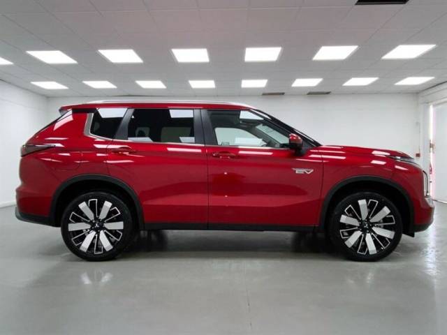 2026 Mitsubishi Outlander 2.4 PHEV Nativa 5dr Auto