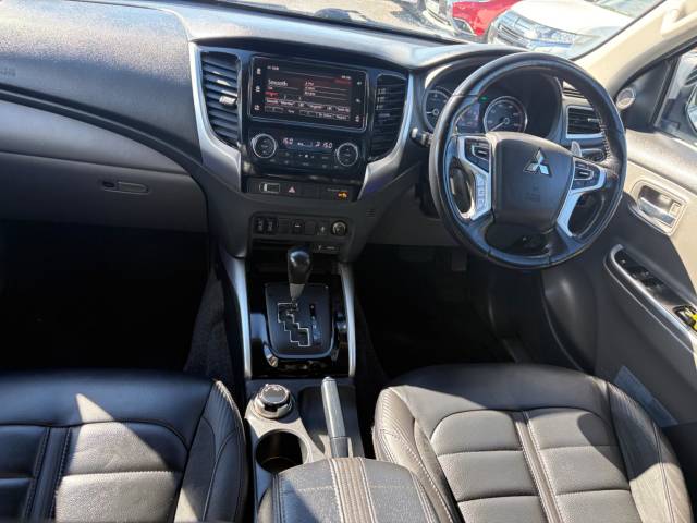 2019 Mitsubishi L200 2.4 DI-D DC Barbarian Black Auto 4WD Euro 6 4dr (Roll Top)