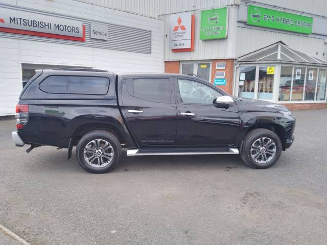 Mitsubishi L200 2.2 DI-D DC Barbarian 4WD Euro 6 (s/s) 4dr Pickup Diesel Black