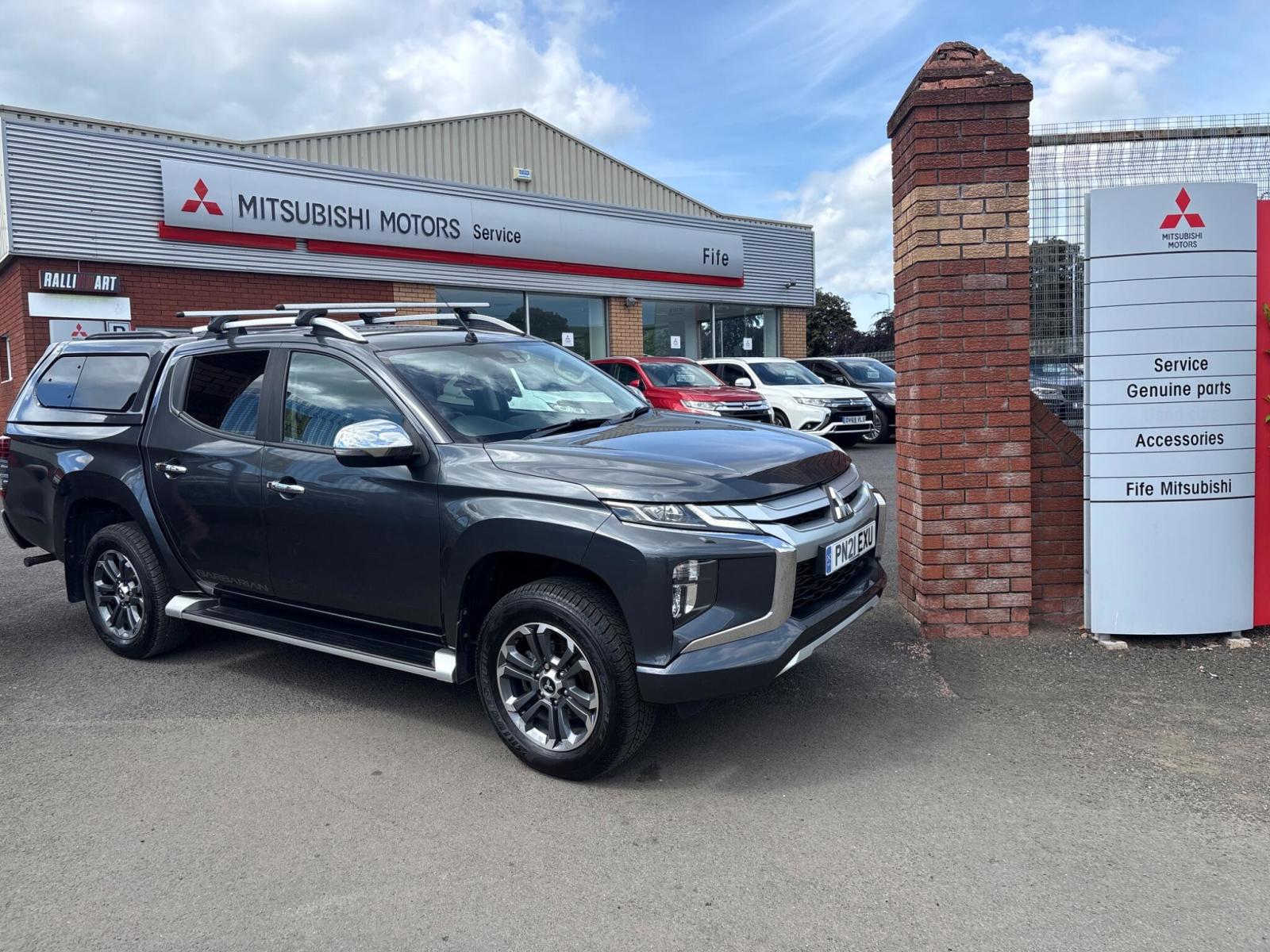 2021 Mitsubishi L200