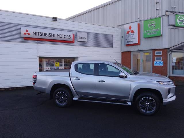 Mitsubishi L200 2.2 DI-D DC Trojan 4WD Euro 6 (s/s) 4dr Pickup Diesel Silver