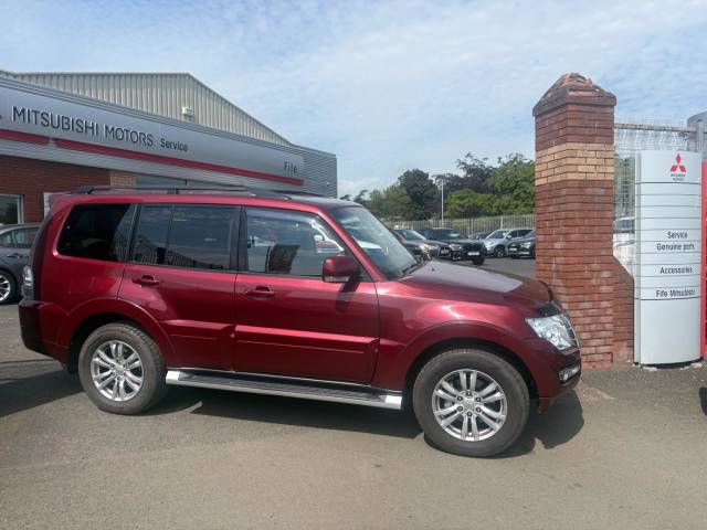 Mitsubishi Shogun 3.2 DI-DC SG3 Auto 4WD Euro 6 5dr LWB SUV Diesel Imperial Red