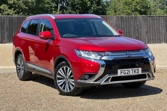 Mitsubishi Outlander 2.0 Design 5dr CVT Estate Petrol RED