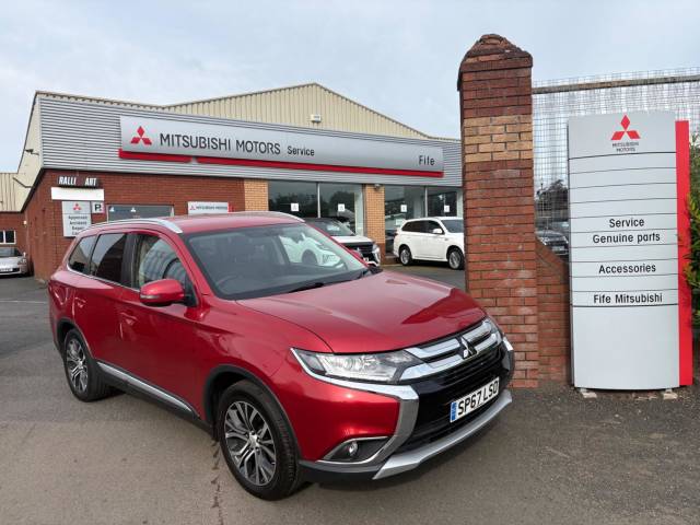 Mitsubishi Outlander 2.2 DI-D 3 SUV 5dr Diesel Manual 4WD Euro 6 (s/s) (147 ps) SUV Diesel Orient Red