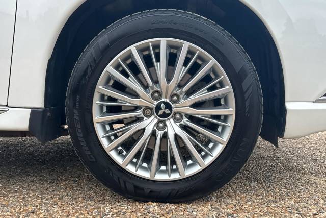 2018 Mitsubishi Outlander 2.4 PHEV 4hs 5dr Auto
