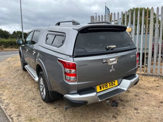 2018 Mitsubishi L200 2.4 Double Cab DI-D 178 Barbarian 4WD