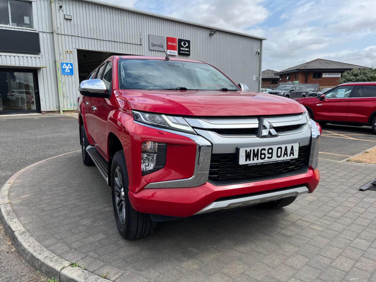 2020 Mitsubishi L200