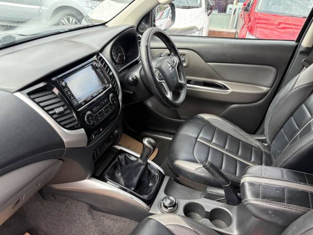 2017 Mitsubishi L200 2.4 DI-D DC Barbarian 4WD Euro 6 4dr