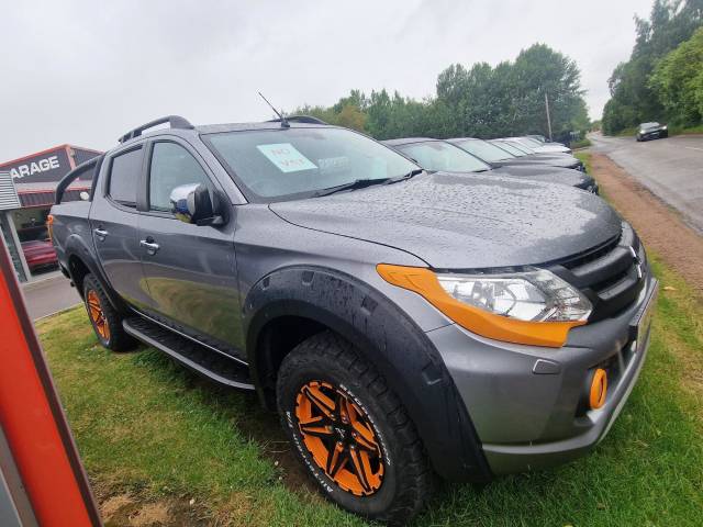 2019 Mitsubishi L200 L200 2.4 DI-D DC Barbarian SVP II 4WD Euro 6 4dr