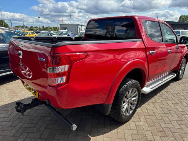 2019 Mitsubishi L200 2.4 Double Cab DI-D 178 Titan 4WD